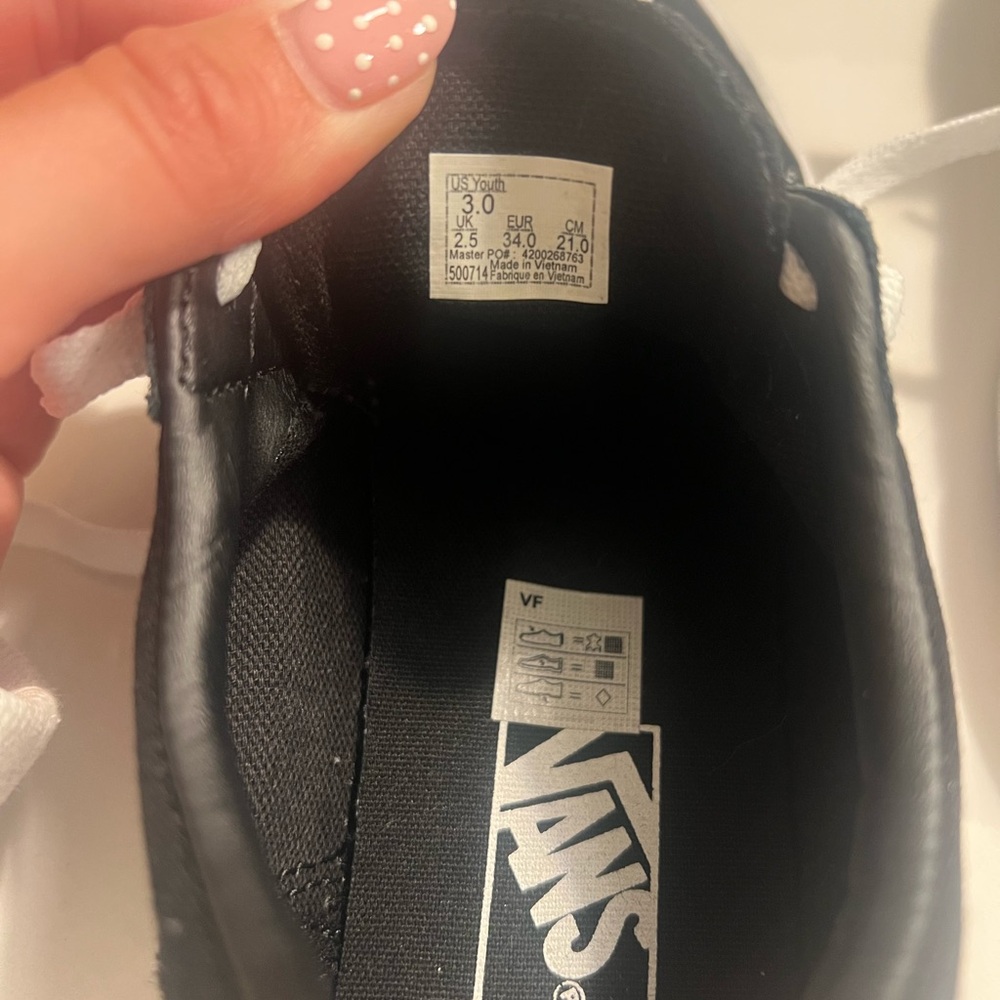 Vans Kids Classic Black and White Sneakers - Picture 4 of 5